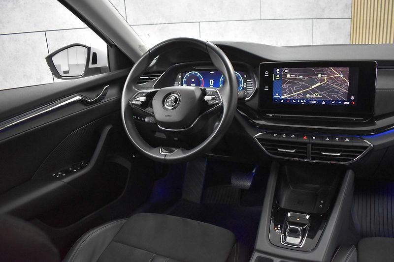 Škoda Octavia 1.5TSI REZERVACE - fotka 9 z 47