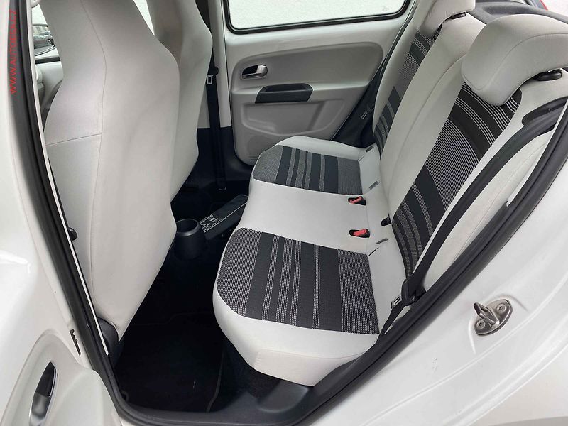 Seat Mii (2013) 1.0 MPi, Style, +kola - fotka 10 z 15