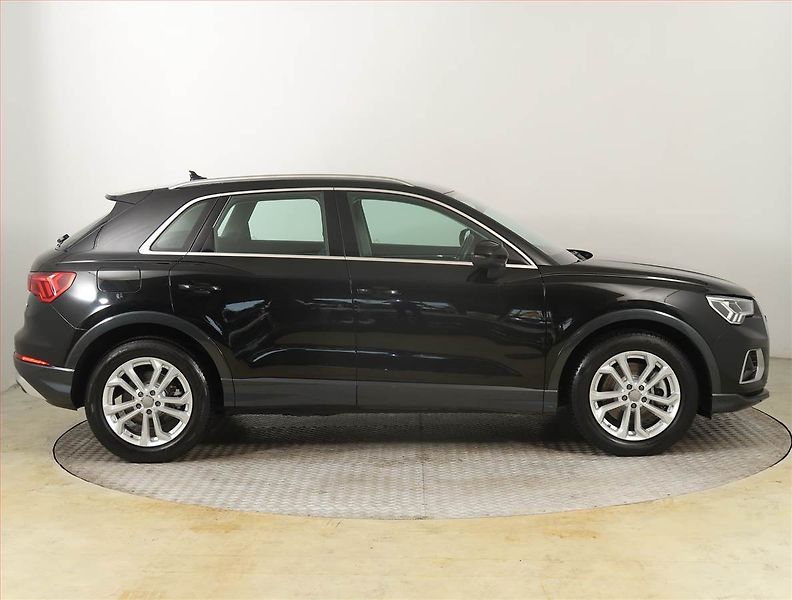 Audi Q3 (2020) 40 TFSI - fotka 6 z 25