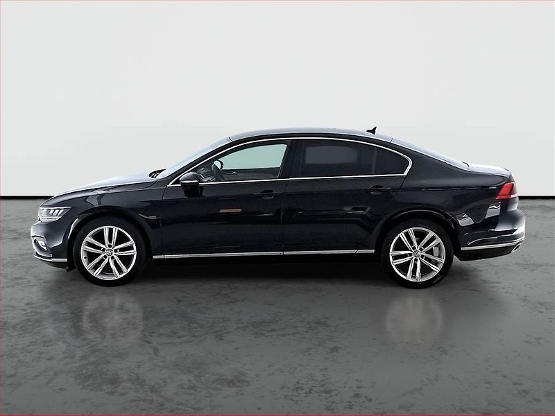 Volkswagen Passat (2020) 2.0 TDI, Automat, Kůže, Navi - fotka 3 z 21