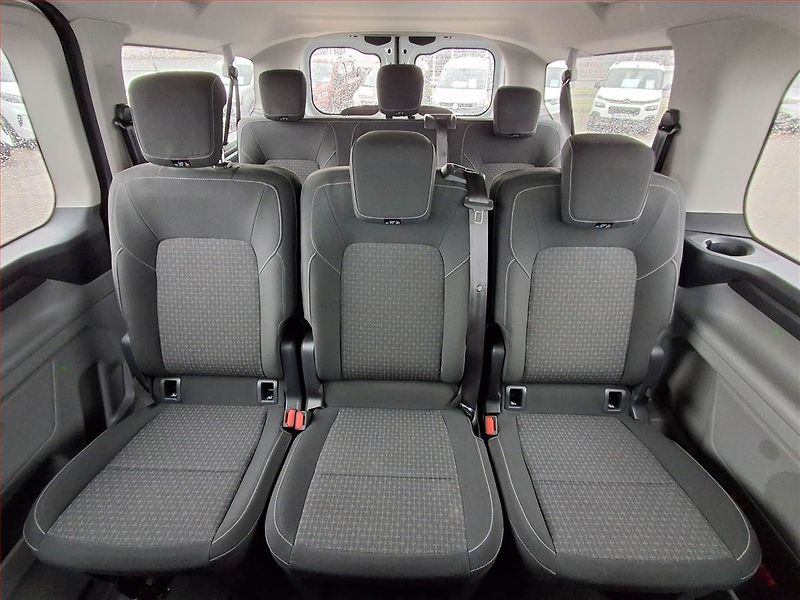 Ford Transit Custom (2024) Trend 2.0 EcoBlue, Bus, 9Míst - fotka 7 z 13