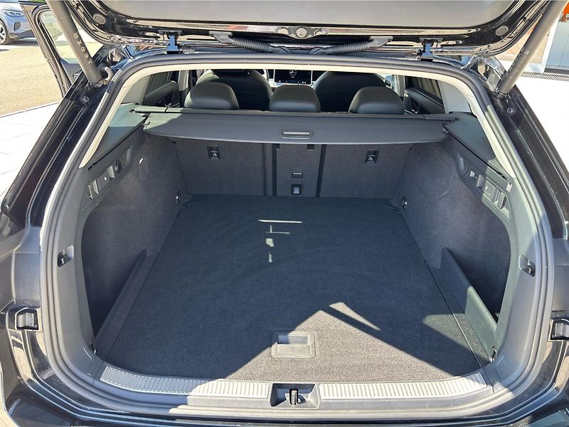 Volkswagen Passat 2.0 TDI 110 kW DSG ELEGANCE - fotka 29 z 30