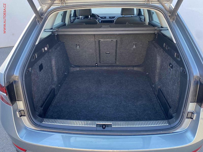 Škoda Superb (2019) 2.0 TSi, Style, DSG, +ALU - fotka 7 z 20