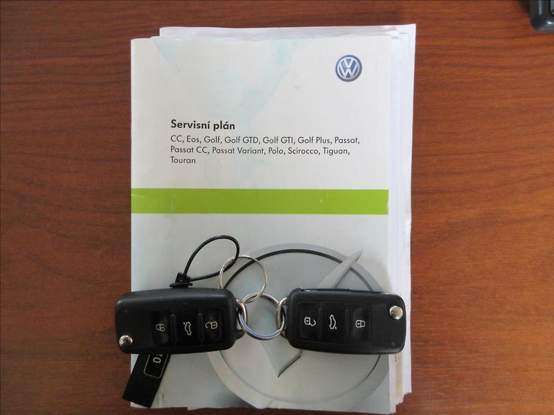 Volkswagen Polo 1,2 i Klima, 5dv. ESP, Nové ČR - fotka 26 z 26