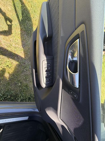 Volvo XC60 (2022) IIB4FWD AUT mild hybrid moment - fotka 7 z 22