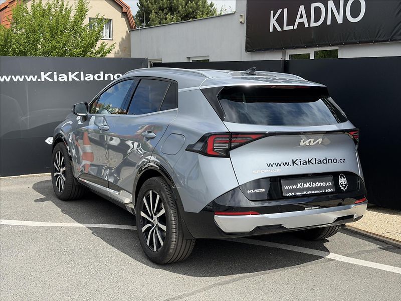 Kia Sportage 1,6 T-GDI 4X2 7DCT TOP - fotka 4 z 8