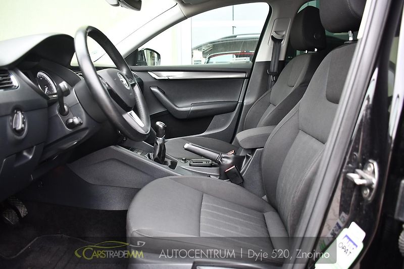 Škoda Octavia 2.0TDi STYLE EXTRA TAŽNÉ - fotka 9 z 47