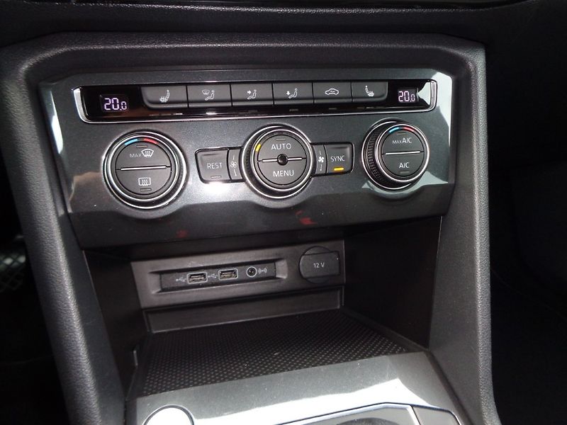 Seat Tarraco 2.0 TDI Excellence 4x4 DSG 110 - fotka 23 z 30