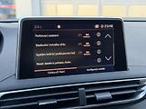 Peugeot 3008 GT Line 2.0 BlueHDI 150k S&S F - náhled 15