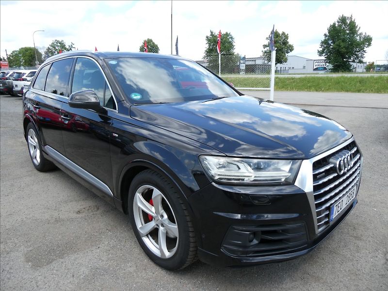 Audi Q7 3,0 TDiV6 200kW S-LINE,QUATTRO - fotka 1 z 48