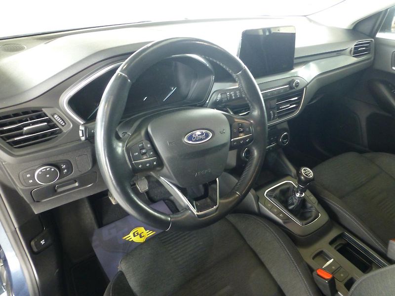 Ford Focus (2020) 2,0TDCI**VYHŘ VOLANT+SED**NAVI - fotka 12 z 27
