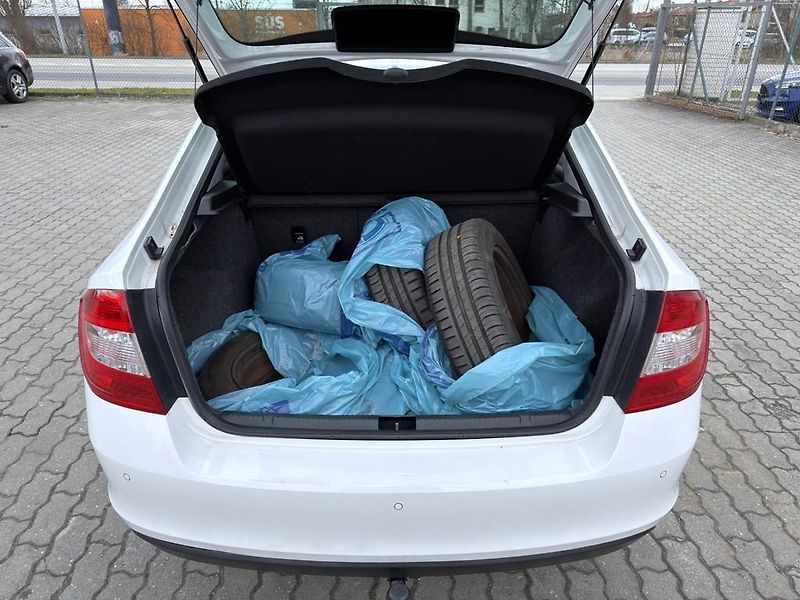 Škoda Rapid 1.2 TSI 63 kW - fotka 9 z 16