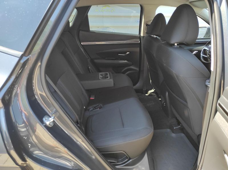 Hyundai Tucson 1,6T-GDi Hev,SMART, 4x4, AT - fotka 13 z 51