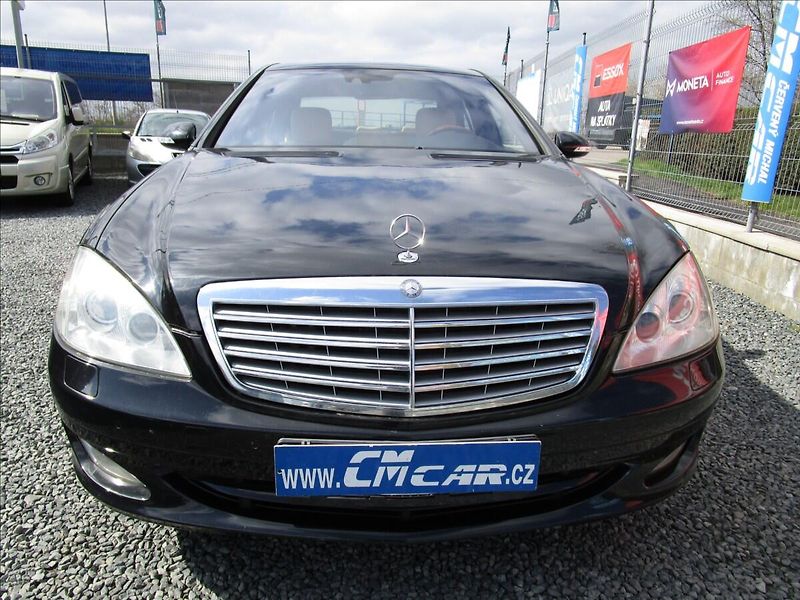 Mercedes-Benz Třídy S S 420CDi V8 AMG - fotka 2 z 59