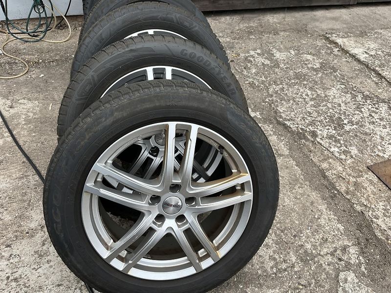 Škoda Enyaq (2022) TAŽNÉ REZERVACE - fotka 41 z 41