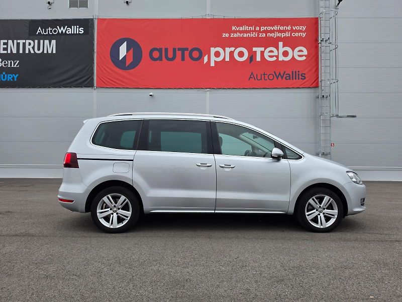 Volkswagen Sharan 2.0TDI DSG 4x4 7-M Webasto TZ - fotka 3 z 33