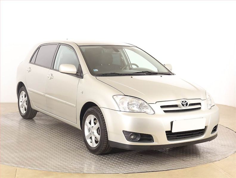 Toyota Corolla (2005) 1.4 D-4D, Automat, po STK - fotografie inzerátu