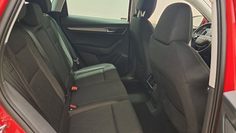 Škoda Karoq (2025) Top Selection 1,5 TSI 110 kW - fotka 16 z 22