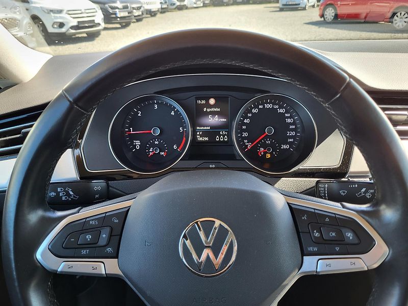 Volkswagen Passat SEDAN 2.0 TDi ELEGANCE *ČR - fotka 10 z 48