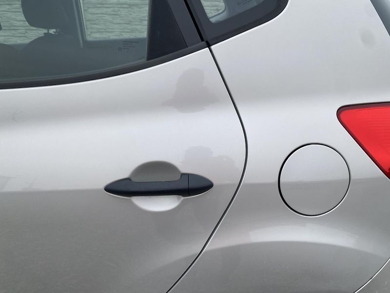 Kia Venga 1.4i 16v 90PS KLIMA SERVIS!!!  - fotka 28 z 144