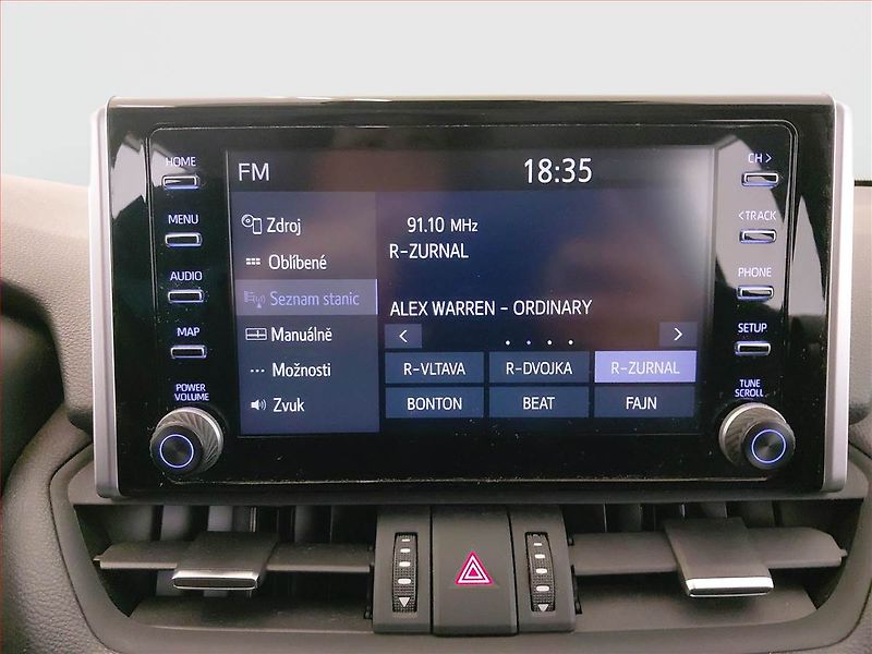 Toyota RAV4 (2022) 2.0 Valvematic - fotka 13 z 17