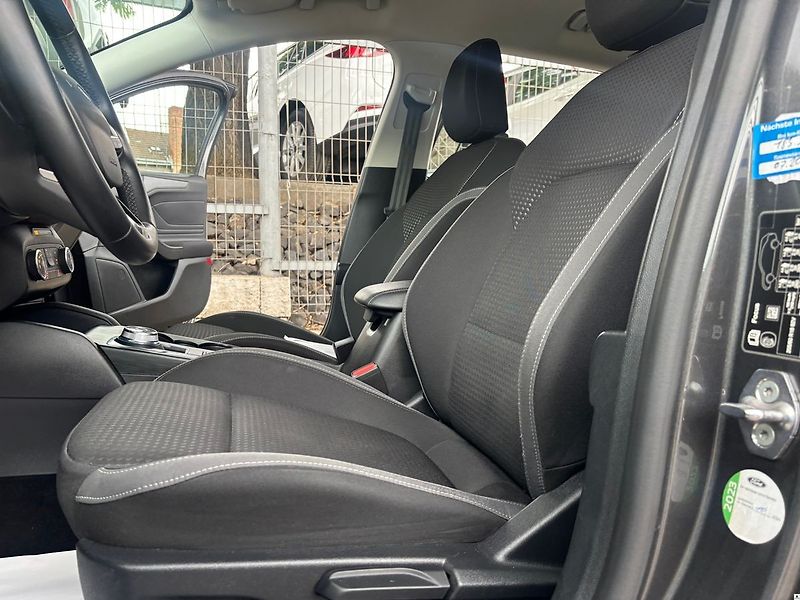 Ford Focus 1.5TDCi/23/TITAN-1M-AT-AKCE26 - fotka 56 z 57