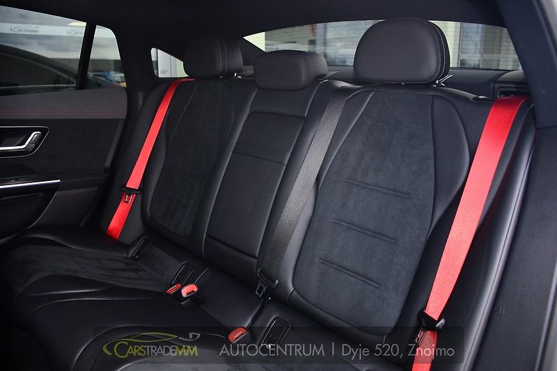 Mercedes-Benz EQE 350 4MATIC AMG  - fotka 14 z 54
