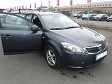 Kia Ceed 1,4i ČR ! NAJ.94000 km !!! Ser - náhled 16