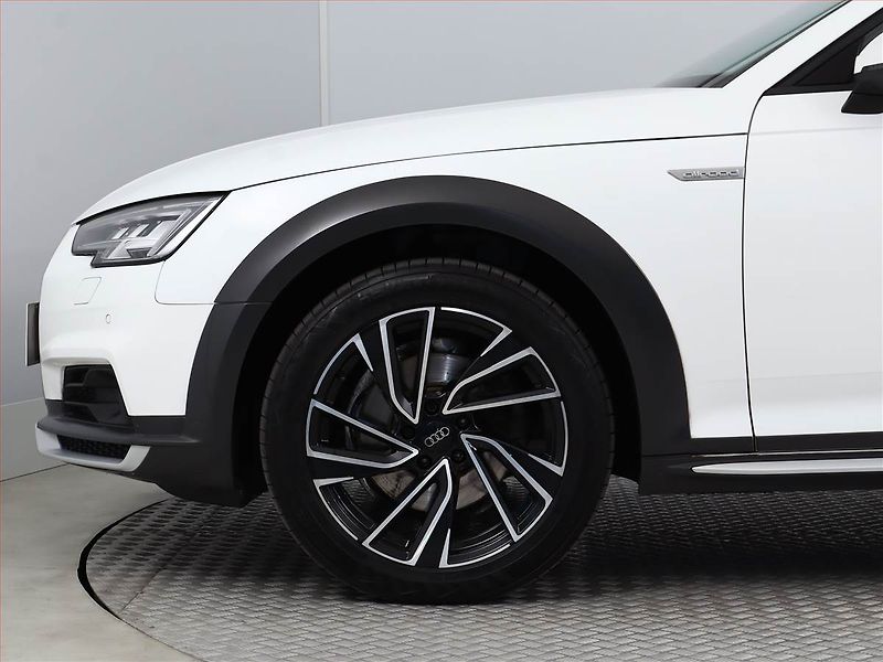 Audi A4 Allroad (2018) 2.0 TDI, 4X4, Automat - fotka 13 z 22