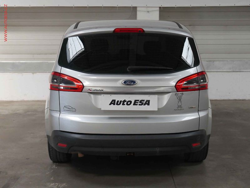 Ford S-MAX (2010) 2.0TDCi 7Míst, AC, tempo - fotka 5 z 18