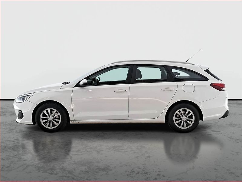 Hyundai i30 (2019) 1.6 CRDi, Tempomat - fotka 3 z 17