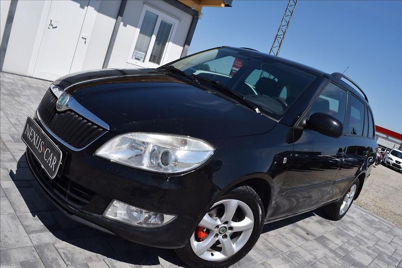 Škoda Fabia 1,6 TDI TAŽNÉ PO SERVISE ALU - fotka 1 z 46
