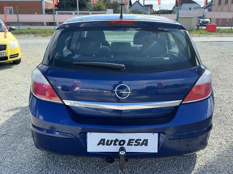 Opel Astra (2004) 1.4i, AC, tažné - fotka 5 z 17