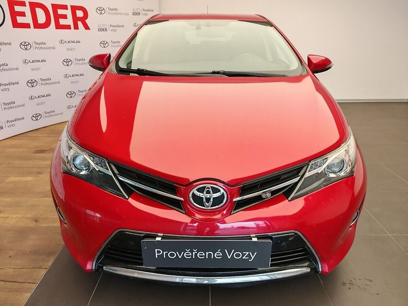 Toyota Auris 1.3 Dual VVT-i Active - fotka 2 z 30