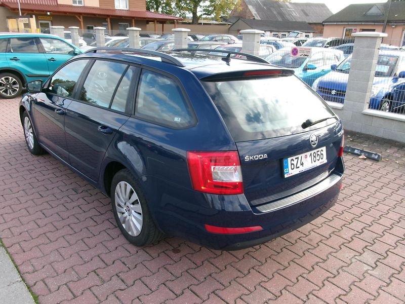 Škoda Octavia (2014) 1,6TDI AC HF BT TEMP VÝHŘEV  - fotka 8 z 31