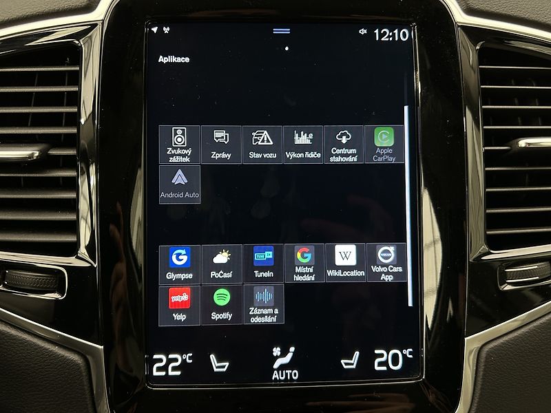 Volvo XC90 2.0 B5 4x4 Inscription - fotka 27 z 36