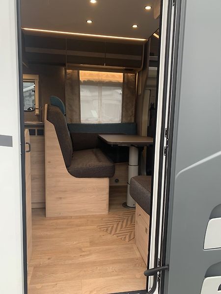 Dethleffs T 7055 EB volné od 1.10.2026 - fotka 11 z 31