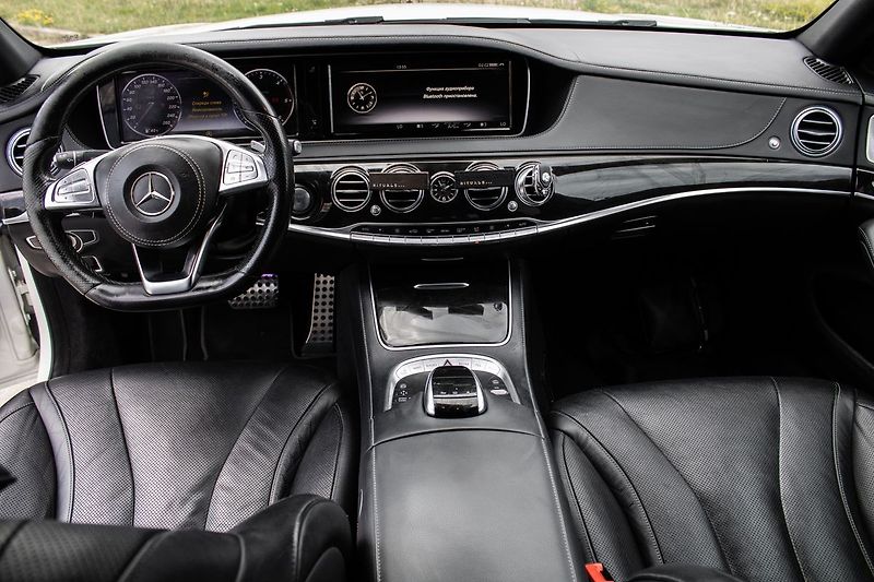 Mercedes-Benz Třídy S BLUETEC 4MATIC 2015 - fotka 11 z 37