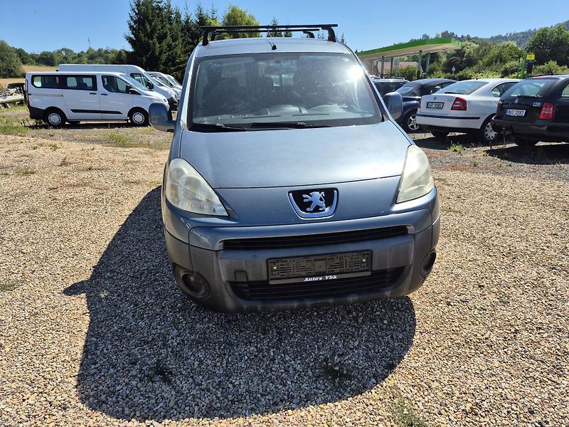 Peugeot Partner (2009) 1.6Hdi 3místa - fotka 4 z 24