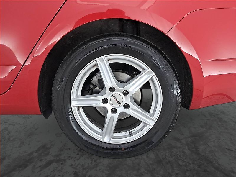 Škoda Octavia (2015) 1.2 TSI, Tempomat - fotka 14 z 18