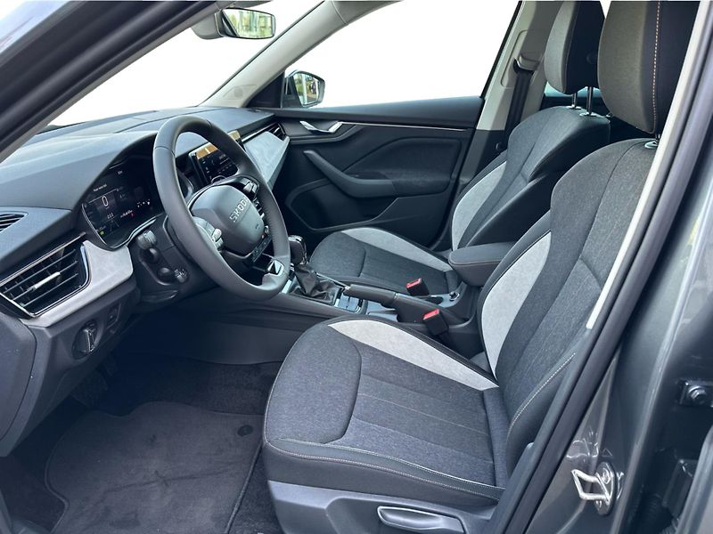 Škoda Kamiq 1,0 TSI / 85 kW Top Selection - fotka 11 z 23