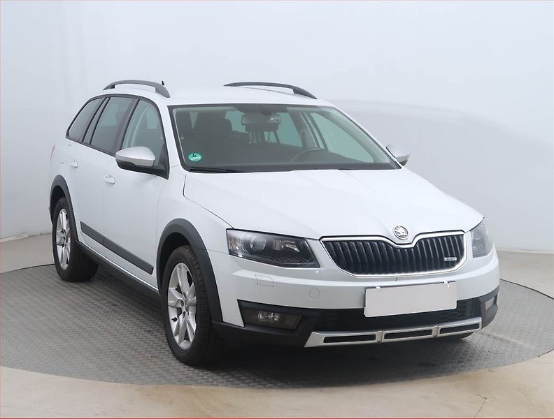 Škoda Octavia (2015) Scout 2.0 TDI, 4X4, Navi - fotografie inzerátu