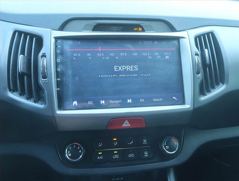 Kia Sportage (2011) 1.7 CRDi, Tempomat - fotka 12 z 15