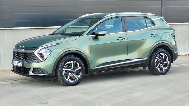 Kia Sportage 1,6i HEV - fotka 4 z 24