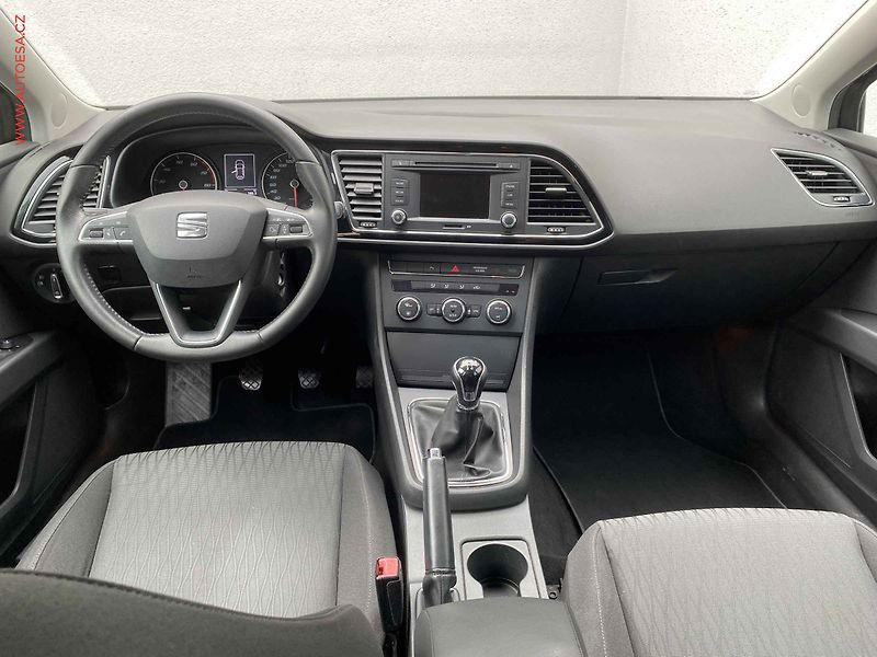 Seat Leon (2015) 1.2 TSi, ČR, Style, LED - fotka 8 z 16