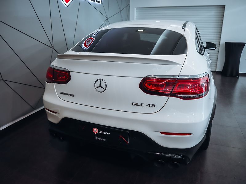 Mercedes-Benz GLC 43 AMG 4MATIC - fotka 6 z 28