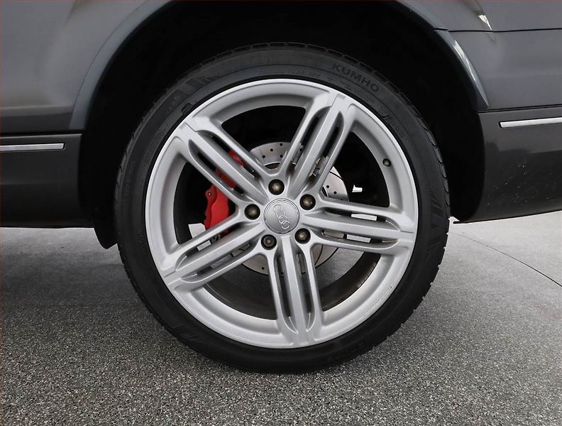 Audi Q7 (2011) S-Line 3.0 TDI, 4X4, Automat - fotka 20 z 20