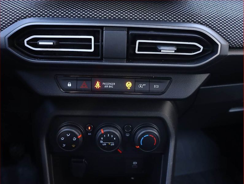 Dacia Jogger (2025) Expression 1.0 TCe, LPG - fotka 12 z 22