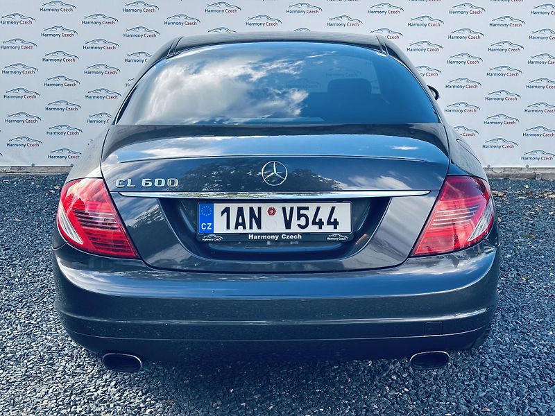 Mercedes-Benz CL (2007) 600 V12, 380kW, ČR - fotka 7 z 18