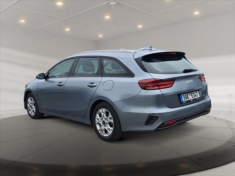 Kia Ceed 1,5 T-GDI Fresh - fotka 5 z 11